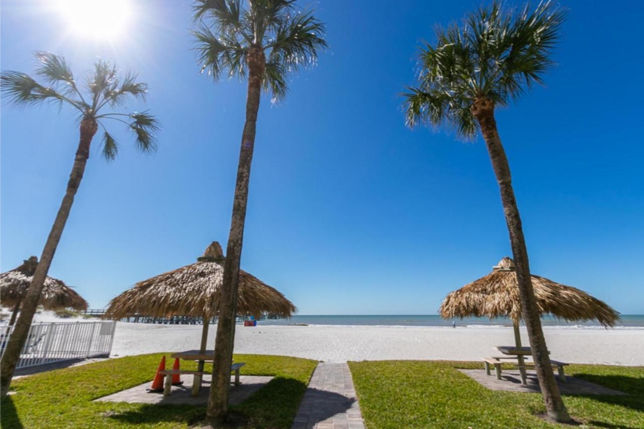 Gorgeous 3 Bedroom Condo In The Perfect Locationseaoats302 St. Pete Beach Exterior photo